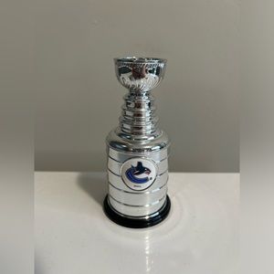 Labatts NHL Mini Stanley Cup - Vancouver Canucks